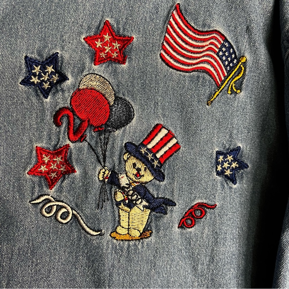 Vintage Quizz Patritoic 4th of July American Embroidered Denim Button Down Shirt - Picture 6 of 10